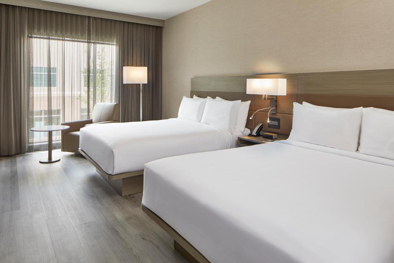Ac Hotel By Marriott Durham Duke University Экстерьер фото
