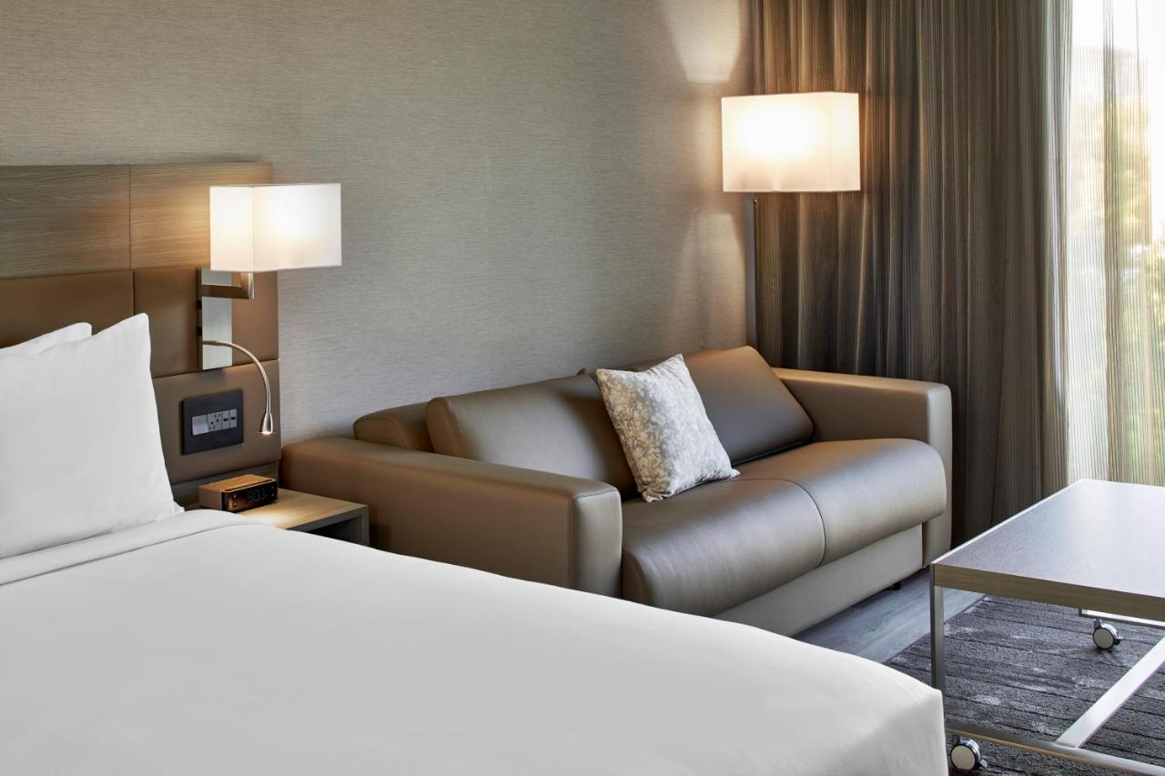 Ac Hotel By Marriott Durham Duke University Экстерьер фото